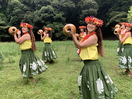 Hula Hālau O Nohealani Hula Hālau O Nohealani