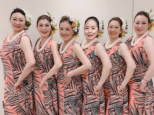 小倉 憲子先生ハラウKa Lehuamamo Lana‘i I Ka Malie Hula Studio 小倉 憲子先生ハラウKa Lehuamamo Lana‘i I Ka Malie Hula Studio