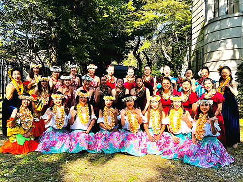 Kapua O Maile Liilii 永井先生ハラウ(Kapua O Maile Liilii Hula School ) Kapua O Maile Liilii 永井先生ハラウ(Kapua O Maile Liilii Hula School )