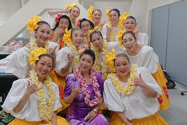 武田昭子先生HULA HĀLAU O NANILEHUA 武田昭子先生HULA HĀLAU O NANILEHUA