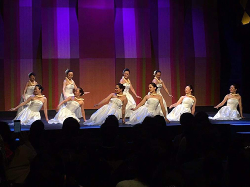 U'i & Ohana Kahikilaulani U'i & Ohana Kahikilaulani